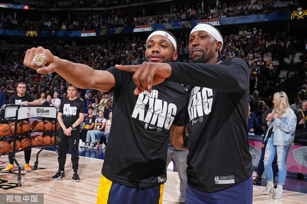 正因为他的 正因为他的