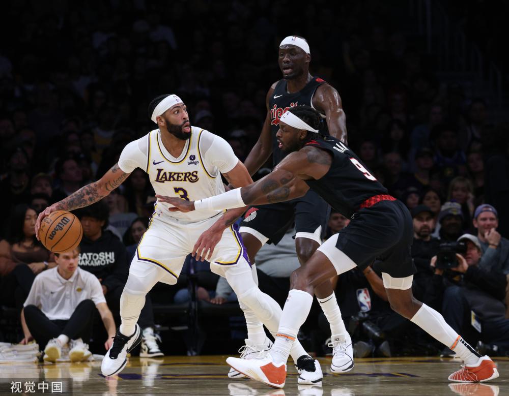 [棋牌]农心杯围棋赛第三阶段开赛 谢尔豪止步三连胜.